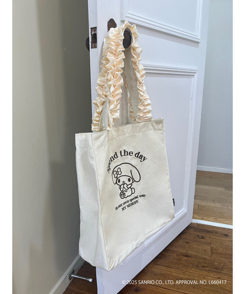MIIA（ミーア）の「マイメロディ フリルトートバッグ（トートバッグ・レディース・ベージュ・FREE）」の13枚目の写真