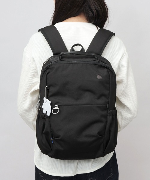 moz(モズ)の「軽量 撥水 ポリエステル バックパック PC収納・キャリーオン対応(バックパック/リュック・レディース・ブラック/ブルー/オフホワイト・FREE)」の1枚目の写真