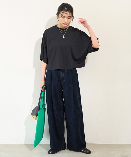 UNFILO(アンフィーロ)の「BEAUTY FORM-T ドルマンTシャツ(Tシャツ/カットソー・レディース・ホワイト系/グレー系/ネイビー系/ベージュ系・SMALL/MEDIUM/LARGE)」の6枚目の写真