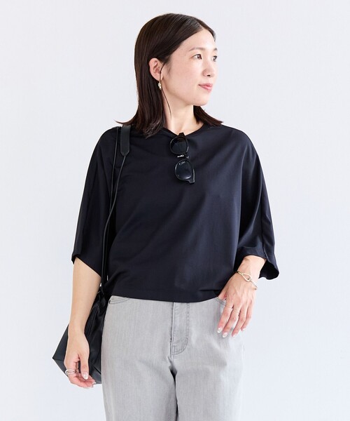 UNFILO(アンフィーロ)の「BEAUTY FORM-T ドルマンTシャツ(Tシャツ/カットソー・レディース・ホワイト系/グレー系/ネイビー系/ベージュ系・SMALL/MEDIUM/LARGE)」の10枚目の写真