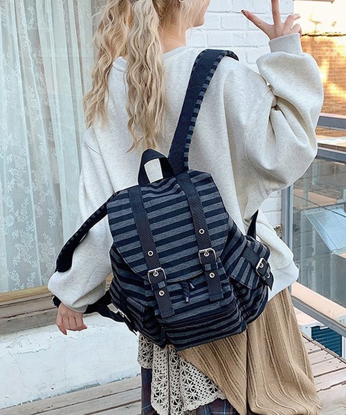 MEMECLE(メメクル)の「【 MEMECLE / メメクル 】ストライプ ベルト バックパック(バックパック/リュック・レディース・ブラック/ブラウン・FREE)」の5枚目の写真