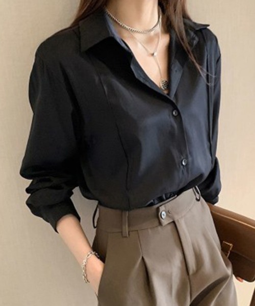 SallyLunn(サリーラン)の「フロントタック長袖シャツ(シャツ/ブラウス・レディース・ブラック/ブルー/ベージュ/ホワイト・MEDIUM/LARGE)」の1枚目の写真
