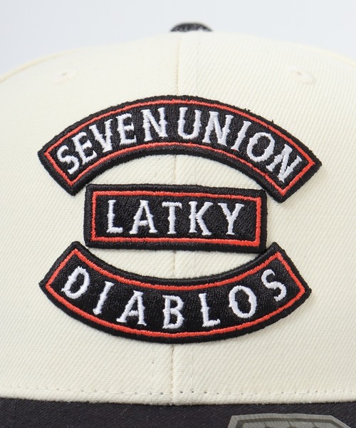 7Union(セブンユニオン)の「7UNION THE DIABLOS ボックスロゴサインローズ 6パネルキャップ(キャップ・メンズ・ブラック/ホワイト×ブラック・FREE)」の6枚目の写真