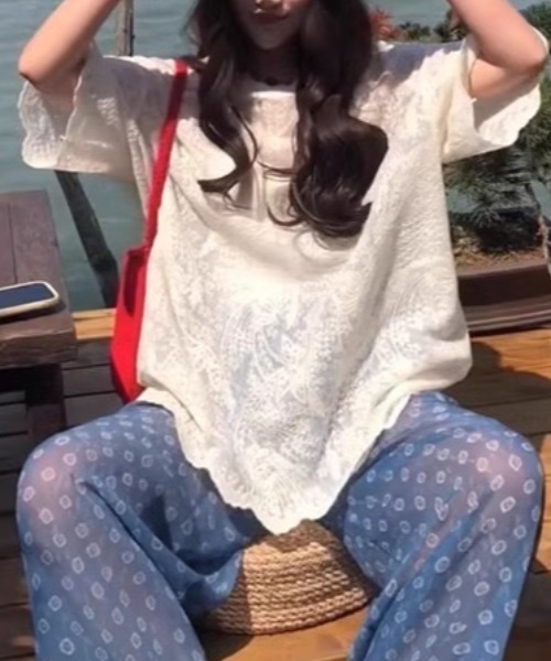 gossip!ロサンゼルス(ゴシップロサンゼルス)の「ゆるシルエット ラウンドネックフェミニンレーストップス(Tシャツ/カットソー・レディース・オフホワイト・M)」の6枚目の写真
