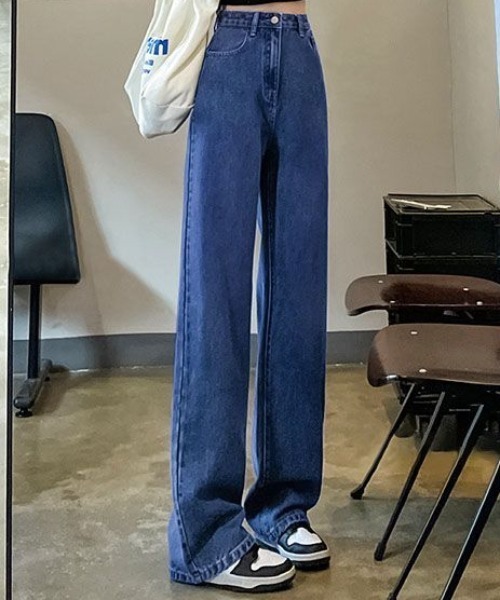 Teem Store(チームストア)の「セミワイドシンプルストレートデニムパンツ(デニムパンツ・レディース・チャコール/ブラック/ブルー/ライトブルー/ホワイト・S/L/M)」の5枚目の写真