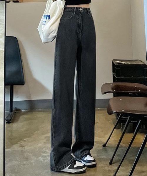 Teem Store(チームストア)の「セミワイドシンプルストレートデニムパンツ(デニムパンツ・レディース・チャコール/ブラック/ブルー/ライトブルー/ホワイト・S/L/M)」の6枚目の写真