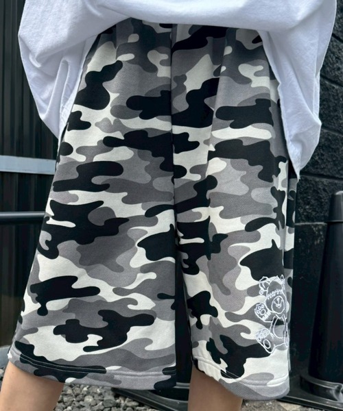 Candy Stripper（キャンディストリッパー）の「CAMOUFLAGE WIDE HALF パンツ（その他パンツ・レディース・ブルー/カーキ/ブラック・FREE）」の19枚目の写真