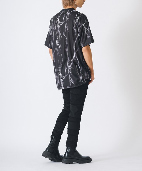 REGIEVO（レジエボ）の「サンダープリントZIP付きビッグシルエットTシャツ（Tシャツ/カットソー・メンズ・パープル/ブラック・MEDIUM/LARGE）」の12枚目の写真
