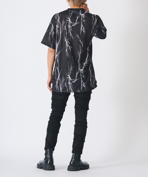 REGIEVO（レジエボ）の「サンダープリントZIP付きビッグシルエットTシャツ（Tシャツ/カットソー・メンズ・パープル/ブラック・MEDIUM/LARGE）」の13枚目の写真