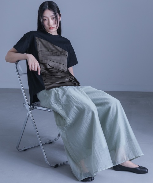 kOhAKU（コハク）の「異素材ランダムタックカットソー（Tシャツ/カットソー・レディース・ブラック/グレー・1/2）」の18枚目の写真