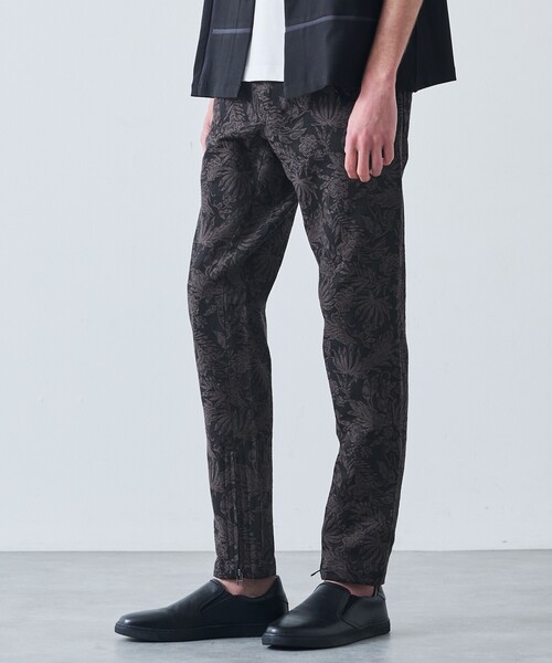 5351 POUR LES HOMMES(ゴーサンゴーイチプールオム)の「リーフジャガード スキニー ジョグパンツ(その他パンツ・メンズ・ホワイト/ブラック/グレー・50/48/46/44)」の2枚目の写真