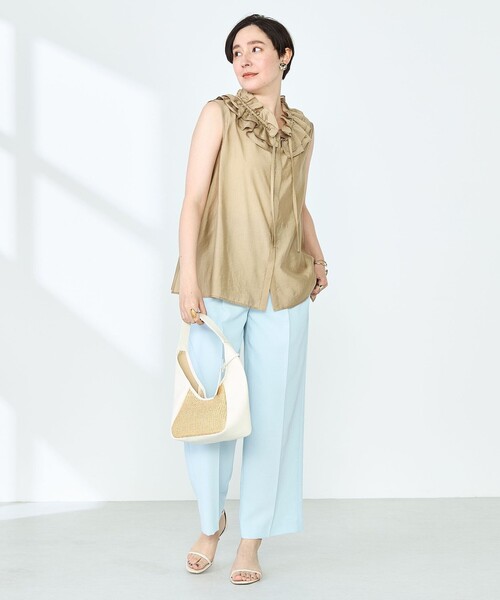 NOLLEY’S Sophi(ノーリーズソフィ)の「フリルネックノースリーブブラウス(シャツ/ブラウス・レディース・ホワイト/ピンク/キャメル・38/36)」の18枚目の写真