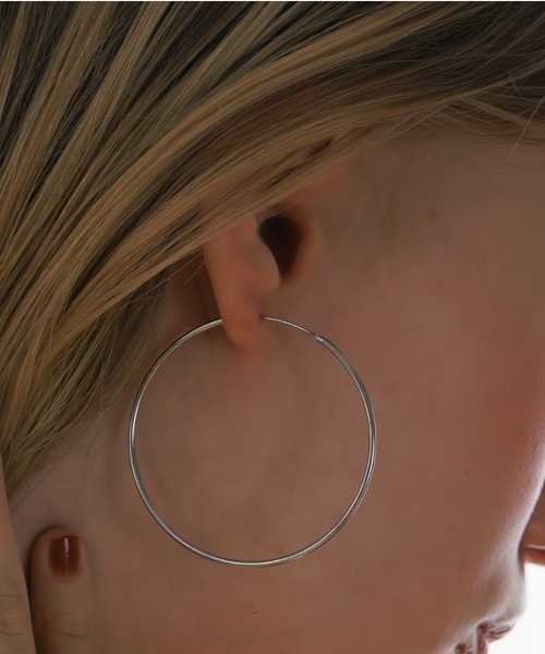 FELN Tokyo（フェルントウキョウ）の「Product pierce No.002（ピアス（両耳用）・レディース・Silver・MEDIUM）」の6枚目の写真
