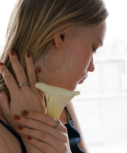 FELN Tokyo（フェルントウキョウ）の「Product pierce No.002（ピアス（両耳用）・レディース・Silver・MEDIUM）」の16枚目の写真