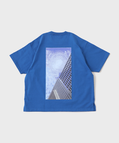 C.E(シーイー)の「C.E / シーイー cavempt MD THE MONITORS HEAVY T(Tシャツ/カットソー・メンズ・ネイビー・MEDIUM/LARGE)」の3枚目の写真