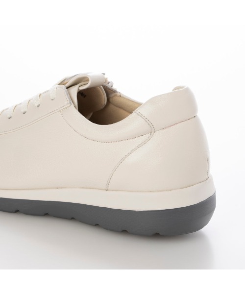 Atelier（アトリエ）の「【3E】軽量デザインスニーカー（スニーカー・レディース・シルバー/ネイビー/ブラック/ホワイト・22cm/22.5cm/23cm/23.5cm/24cm/24.5cm）」の9枚目の写真