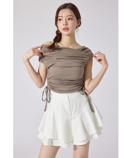 rienda（リエンダ）の「【AKB48 山崎空さん着用】カシュクールサイドドロストトップス 夏服 ノースリーブトップス（Tシャツ/カットソー・レディース・ホワイト/ブラウン/ブラック・FREE）」の19枚目の写真