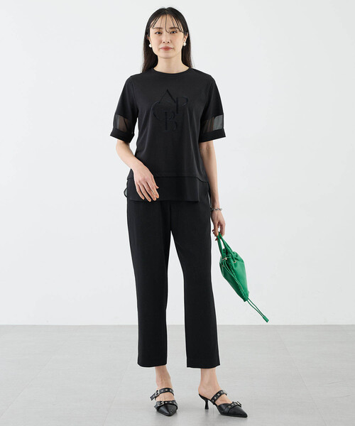 A/C DESIGN BY ALPHA CUBIC(エーシーデザインバイアルファキュービック)の「【接触冷感・UVカット】シアー切替えロゴTシャツ(Tシャツ/カットソー・レディース・ブラック/チャコールグレー/オフホワイト・M/L/LL/3L)」の9枚目の写真