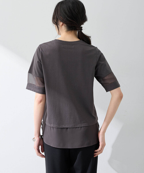 A/C DESIGN BY ALPHA CUBIC(エーシーデザインバイアルファキュービック)の「【接触冷感・UVカット】シアー切替えロゴTシャツ(Tシャツ/カットソー・レディース・ブラック/チャコールグレー/オフホワイト・M/L/LL/3L)」の16枚目の写真