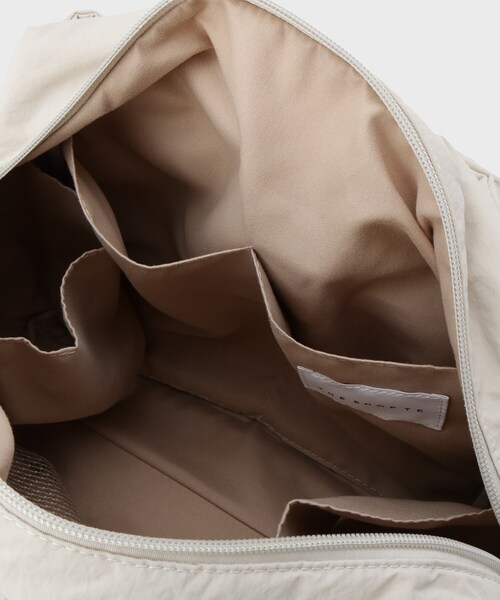 THE SHOP TK （ザ ショップ ティーケー ）の「【10ポケット/2WAY】ワッシャーナイロンバッグ（ハンドバッグ・レディース・ブラック/オリーブ/ナチュラル・00）」の13枚目の写真