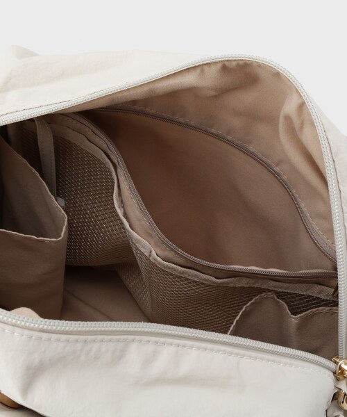 THE SHOP TK （ザ ショップ ティーケー ）の「【10ポケット/2WAY】ワッシャーナイロンバッグ（ハンドバッグ・レディース・ブラック/オリーブ/ナチュラル・00）」の14枚目の写真