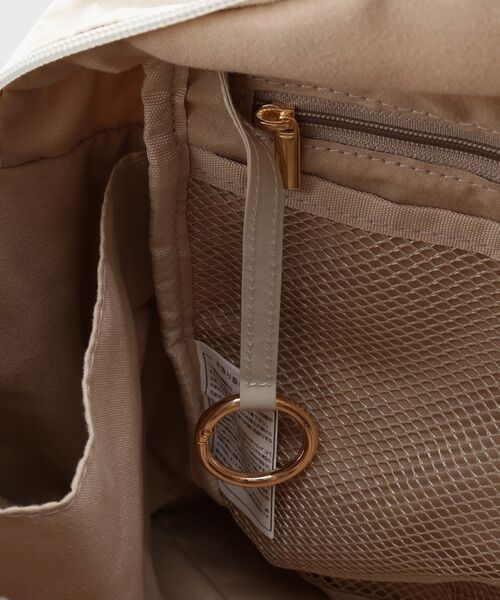 THE SHOP TK （ザ ショップ ティーケー ）の「【10ポケット/2WAY】ワッシャーナイロンバッグ（ハンドバッグ・レディース・ブラック/オリーブ/ナチュラル・00）」の16枚目の写真
