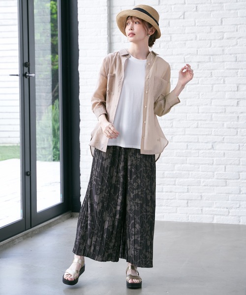 ikka(イッカ)の「【お得だ値】シア刺繍シャツタンクアンサンブル【2点セット】(シャツ/ブラウス・レディース・チャコールグレー/ブルー/ベージュ/ピンク・M/L/S)」の5枚目の写真