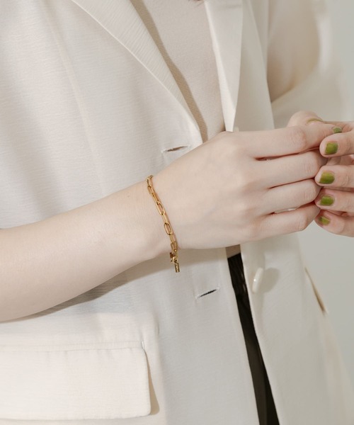 SMELLY（スメリー）の「ステンレスコンビチェーンブレスレット（ブレスレット・レディース・ゴールド・-）」の4枚目の写真