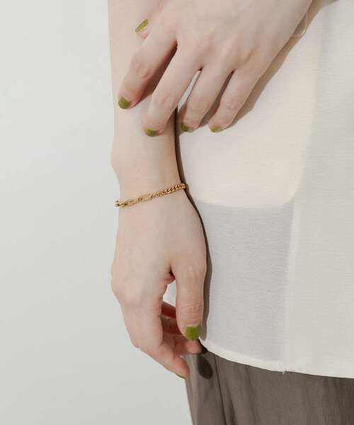 SMELLY（スメリー）の「ステンレスコンビチェーンブレスレット（ブレスレット・レディース・ゴールド・-）」の5枚目の写真