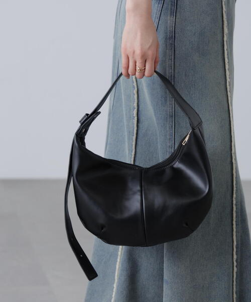 FREE'S MART（フリーズマート）の「ハーフムーンバッグ（ハンドバッグ・レディース・ブラウン/ブラック・ﾌﾘ-）」の4枚目の写真