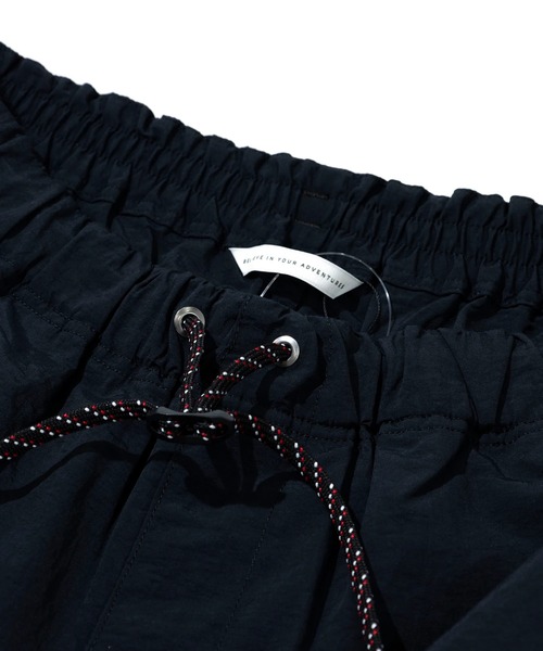 NANGA（ナンガ）の「NANGA/ナンガ　NYLON TUSSER EASY SHORTS（その他パンツ・メンズ・ブラック・X-LARGE/LARGE/MEDIUM）」の5枚目の写真