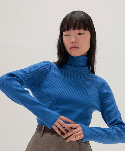 DRESSLAVE（ドレスレイブ）の「cutout rib turtleneck pull(カットアウトリブタートルネックプルオーバー)（ニット/セーター・レディース・チャコールグレー/ブルー/ピンク・38）」の3枚目の写真