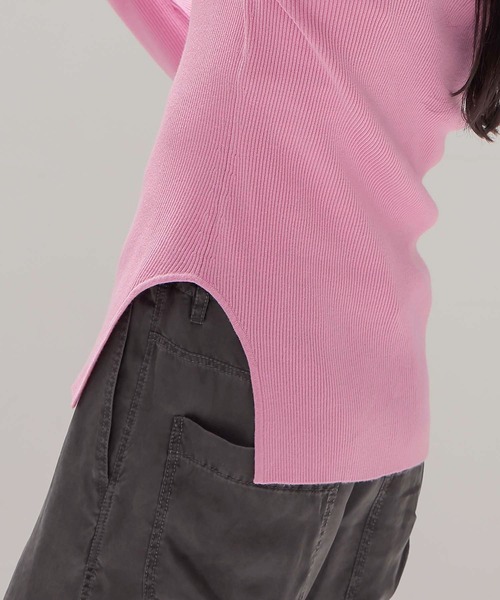 DRESSLAVE（ドレスレイブ）の「cutout rib turtleneck pull(カットアウトリブタートルネックプルオーバー)（ニット/セーター・レディース・チャコールグレー/ブルー/ピンク・38）」の7枚目の写真