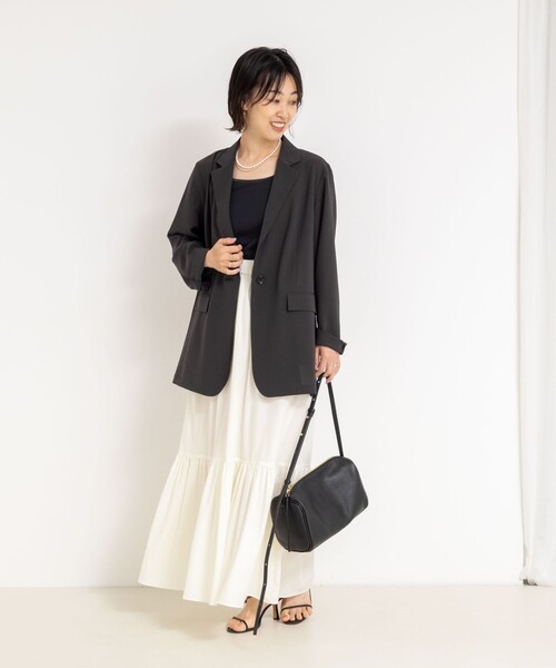 NOLLEY’S（ノーリーズ）の「ウォッシャブルシアーライトジャケット（テーラードジャケット・レディース・ブラック/チャコールグレー・38/36）」の4枚目の写真