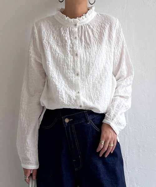 LBC(エルビーシー)の「オーガニックコットン襟フリルブラウス(シャツ/ブラウス・レディース・ホワイト/ネイビー/パープル/ベージュ/その他31・M/L)」の2枚目の写真