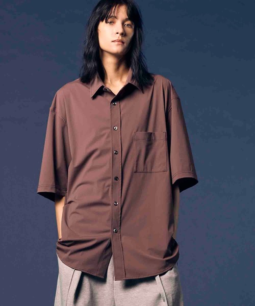 MAISON SPECIAL(メゾンスペシャル)の「《UNISEX》High Tension Prime-Over Short Sleeve Shirt/ハイテンションプライムオーバーショートスリーブシャツ【MAISON SPECIAL/メゾンスペシャル】(シャツ/ブラウス・メンズ・ブラック/グレイッシュベージュ/チャコールグレー/ブラウン・0/2/1)」の3枚目の写真
