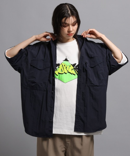GEORGE'S（ジョージズ）の「フィッシングシャツ（シャツ/ブラウス・メンズ・ホワイト/ネイビー・MEDIUM/LARGE）」の22枚目の写真