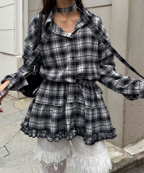 CIAOPANIC（チャオパニック）の「ボウタイ付き裾ティアードチェックシャツワンピース（シャツ/ブラウス・レディース・ブラック/ブラウン/ピンク/グレー・ONE SIZE）」の10枚目の写真