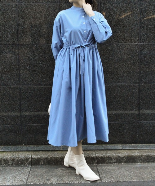 &soiree(アンドソワレ)の「【&soiree】タック入りウエストリボンシャツワンピース(シャツワンピース・レディース・ベージュ/ブルー/ホワイト・MEDIUM/SMALL)」の11枚目の写真