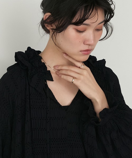 forksy.(フォルクシー)の「【forksy.】モールドビーボリュームスリーブフリルブラウス(シャツ/ブラウス・レディース・ホワイト/ブラック・FREE)」の3枚目の写真