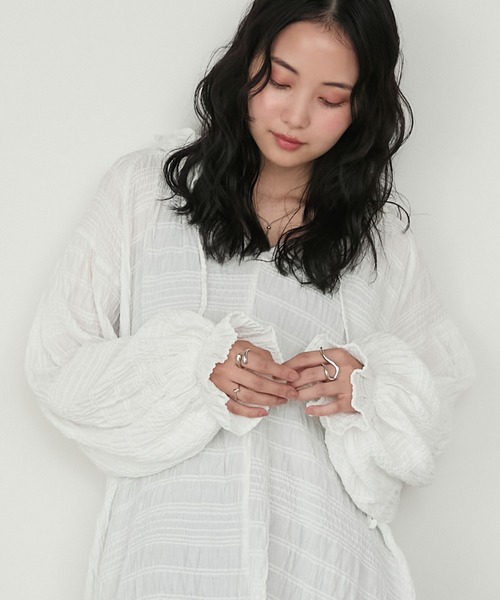 forksy.(フォルクシー)の「【forksy.】モールドビーボリュームスリーブフリルブラウス(シャツ/ブラウス・レディース・ホワイト/ブラック・FREE)」の16枚目の写真