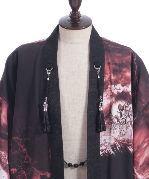 REZEN(リゼン)の「ガシャドクロ柄羽織(その他アウター・メンズ・ローズ/ライトグレー/レッドパープル・MEDIUM/LARGE)」の12枚目の写真