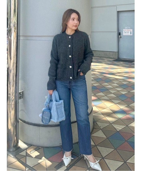 Mila Owen(ミラオーウェン)の「裾段差テーパードデニムパンツ(デニムパンツ・レディース・インディゴブルー/ブラウン/ブルー/ライトブルー・0/1/2/00)」の6枚目の写真