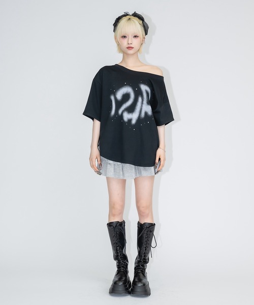 17HR(セブンティーンアワーズ)の「ワンショルロゴT(Tシャツ/カットソー・レディース・ホワイト/ブラック・FREE)」の7枚目の写真