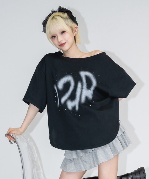 17HR(セブンティーンアワーズ)の「ワンショルロゴT(Tシャツ/カットソー・レディース・ホワイト/ブラック・FREE)」の5枚目の写真