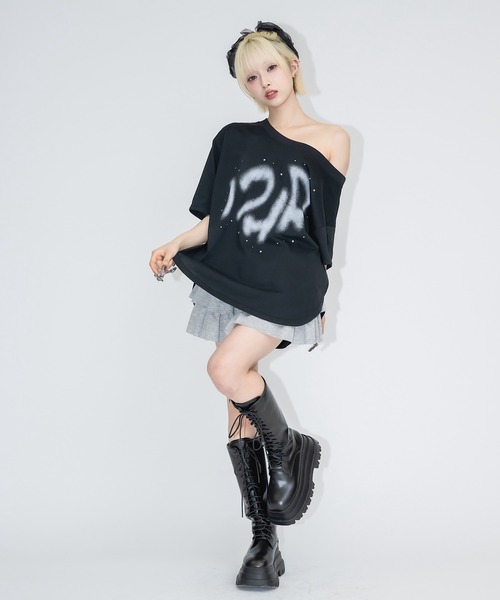 17HR(セブンティーンアワーズ)の「ワンショルロゴT(Tシャツ/カットソー・レディース・ホワイト/ブラック・FREE)」の6枚目の写真