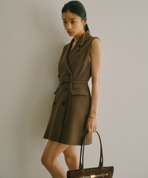 anuans(アニュアンス)の「テーラードジレワンピース(ワンピース・レディース・ホワイト/ネイビー系1/カーキ系2・SMALL/MEDIUM)」の7枚目の写真