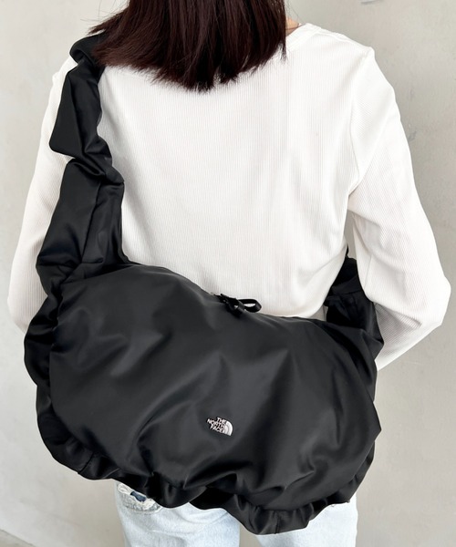 THE NORTH FACE(ザ・ノースフェイス)/A4対応 軽量 大容量 ショルダー 肩掛けバッグ シャーリング ホーボーバッグ/BONNEY HOBO BAG L