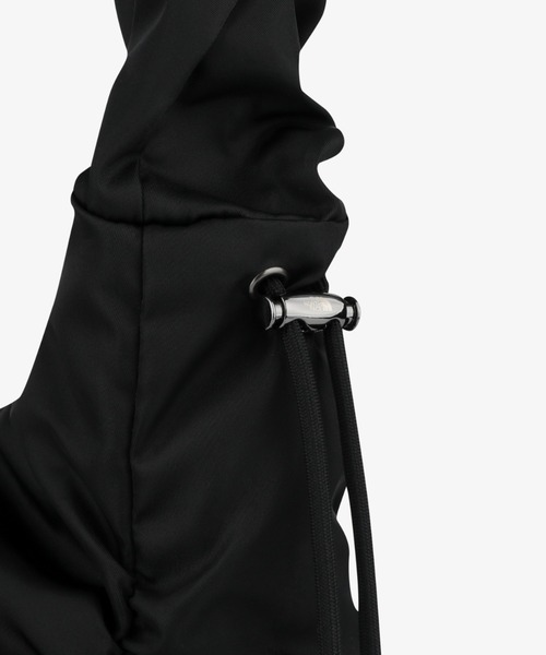 THE NORTH FACE(ザノースフェイス)の「THE NORTH FACE(ザ・ノースフェイス)/A4対応 軽量 大容量 ショルダー 肩掛けバッグ シャーリング ホーボーバッグ/BONNEY HOBO BAG L(ショルダーバッグ・レディース・ブラック/ピンク/ブラック系その他・FREE)」の14枚目の写真