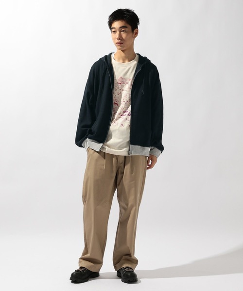 Niko and… d977d7320cb94418bf49b1a200ae44